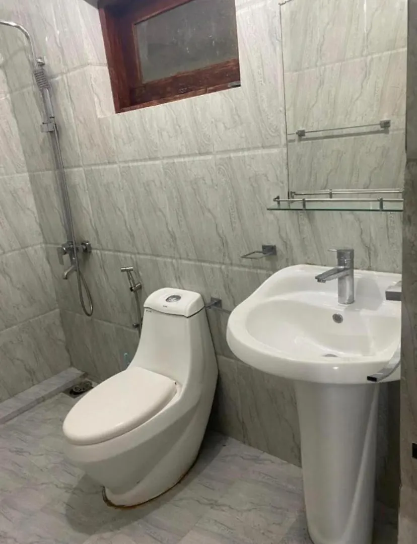 Hotel Ajajajnsd Negombo Penzion